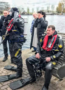Dutch divers